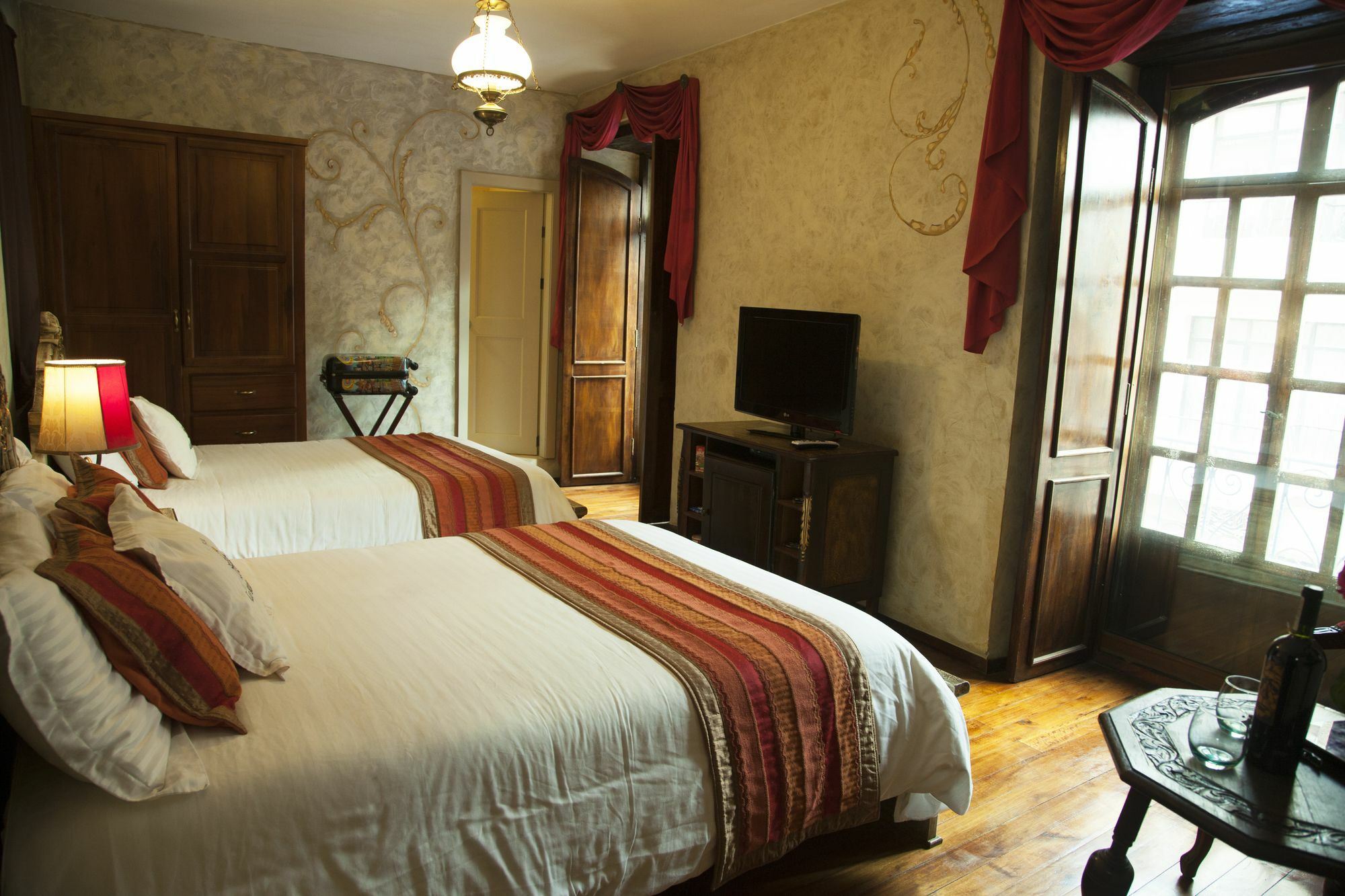 Hotel Boutique Los Balcones 쿠엔카 외부 사진